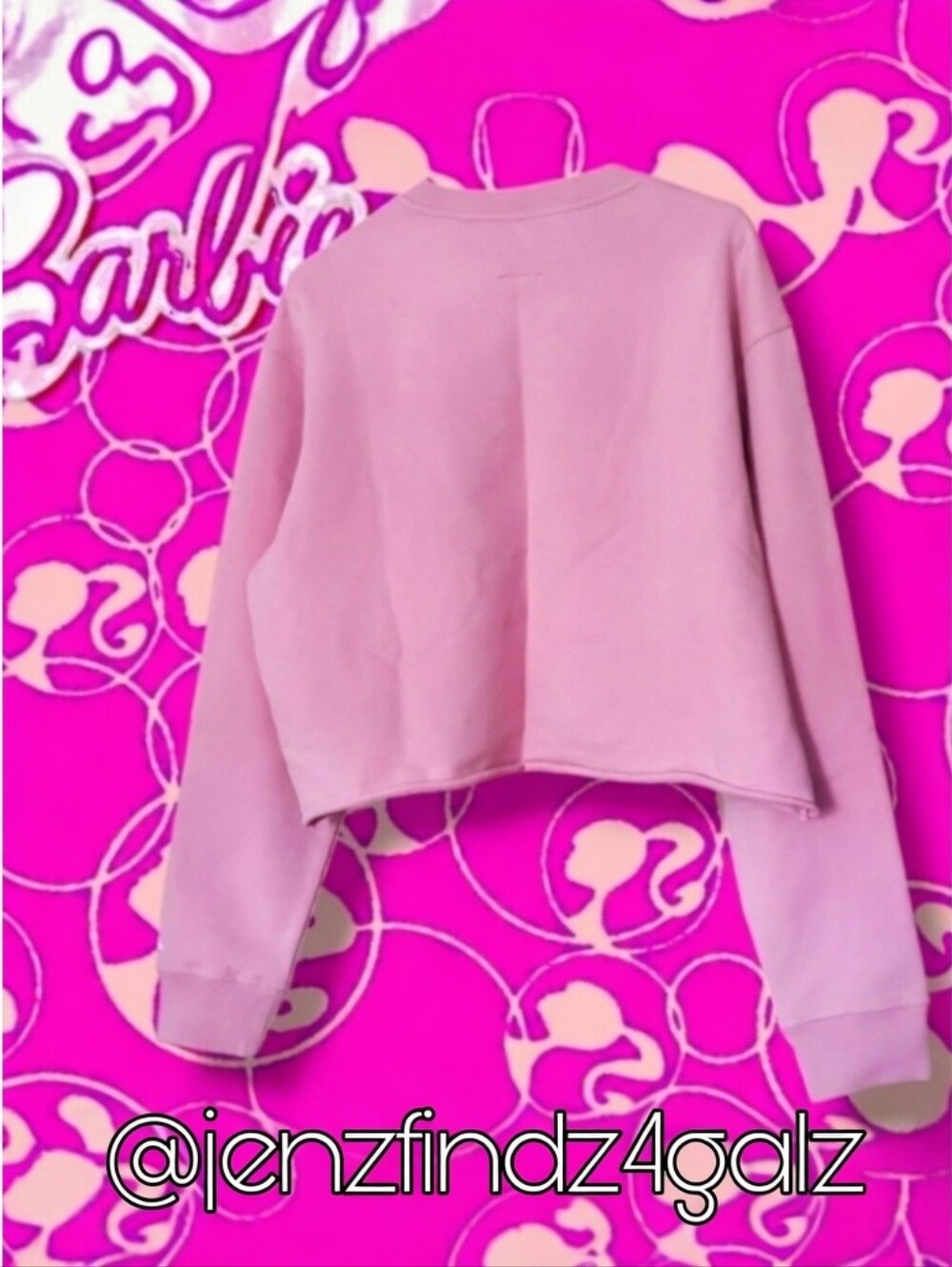 NWT Barbie X Kith Pink 60th Anniversary Crissy Graphic Crew Sweatshirt Large - Picture 4 of 5